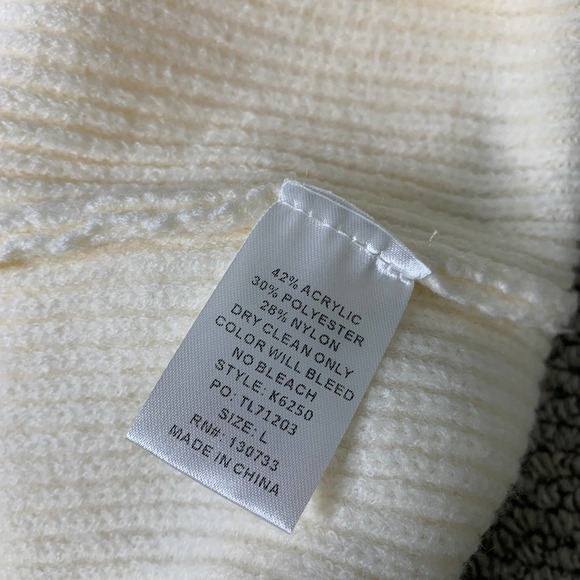 UMGEE Womens Sweater Large Cream Cable Knit Turtle Neck Long Sleeve Pullover NWT - Picture 12 of 13